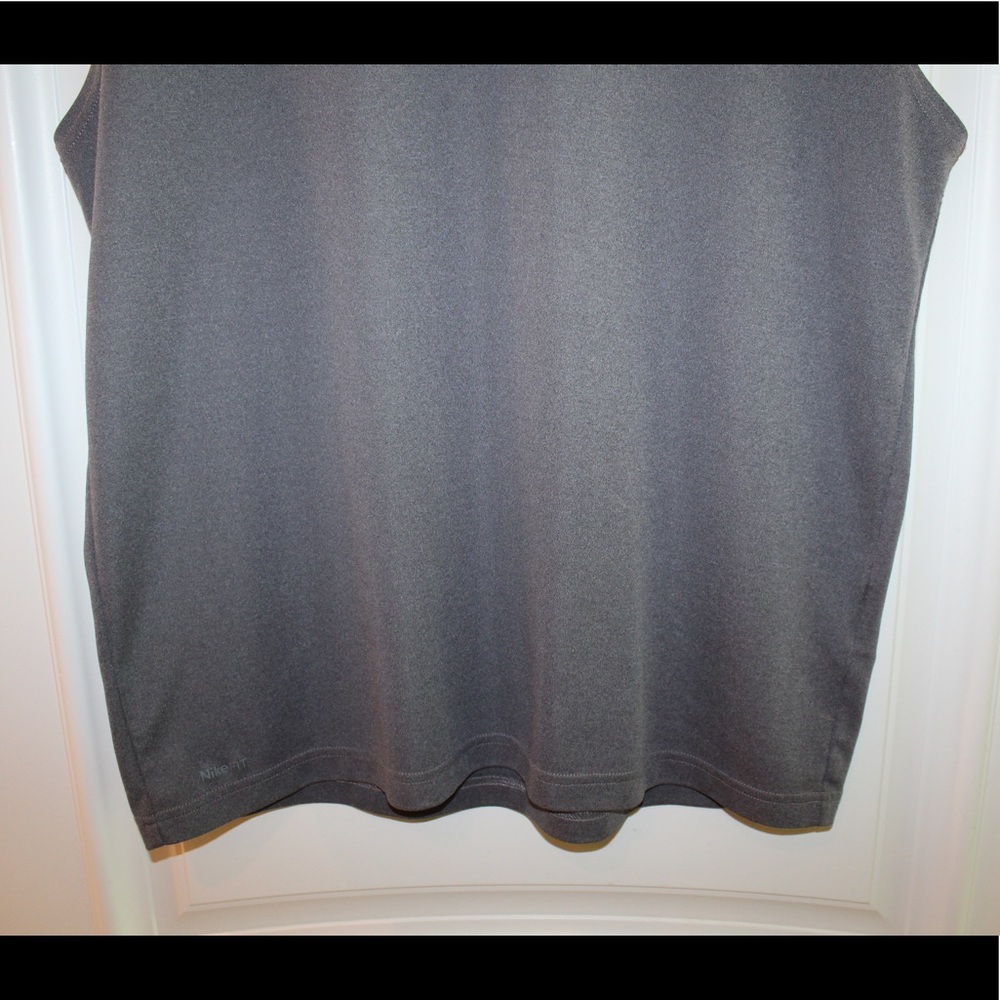 Nike men’s muscle tank (XL) - Picture 3 of 8